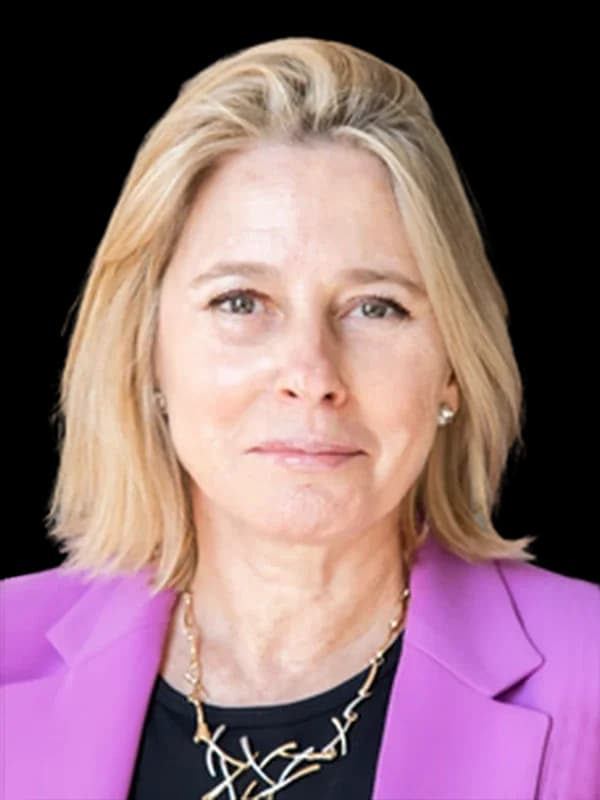 Dr. Sama Bilbao y León