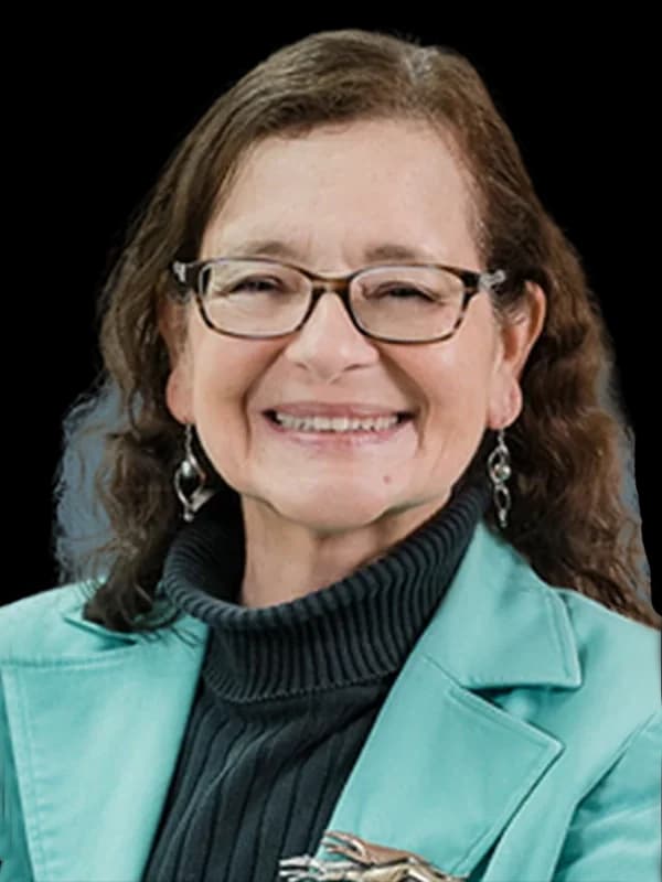 Dr. Jennifer Holmgren