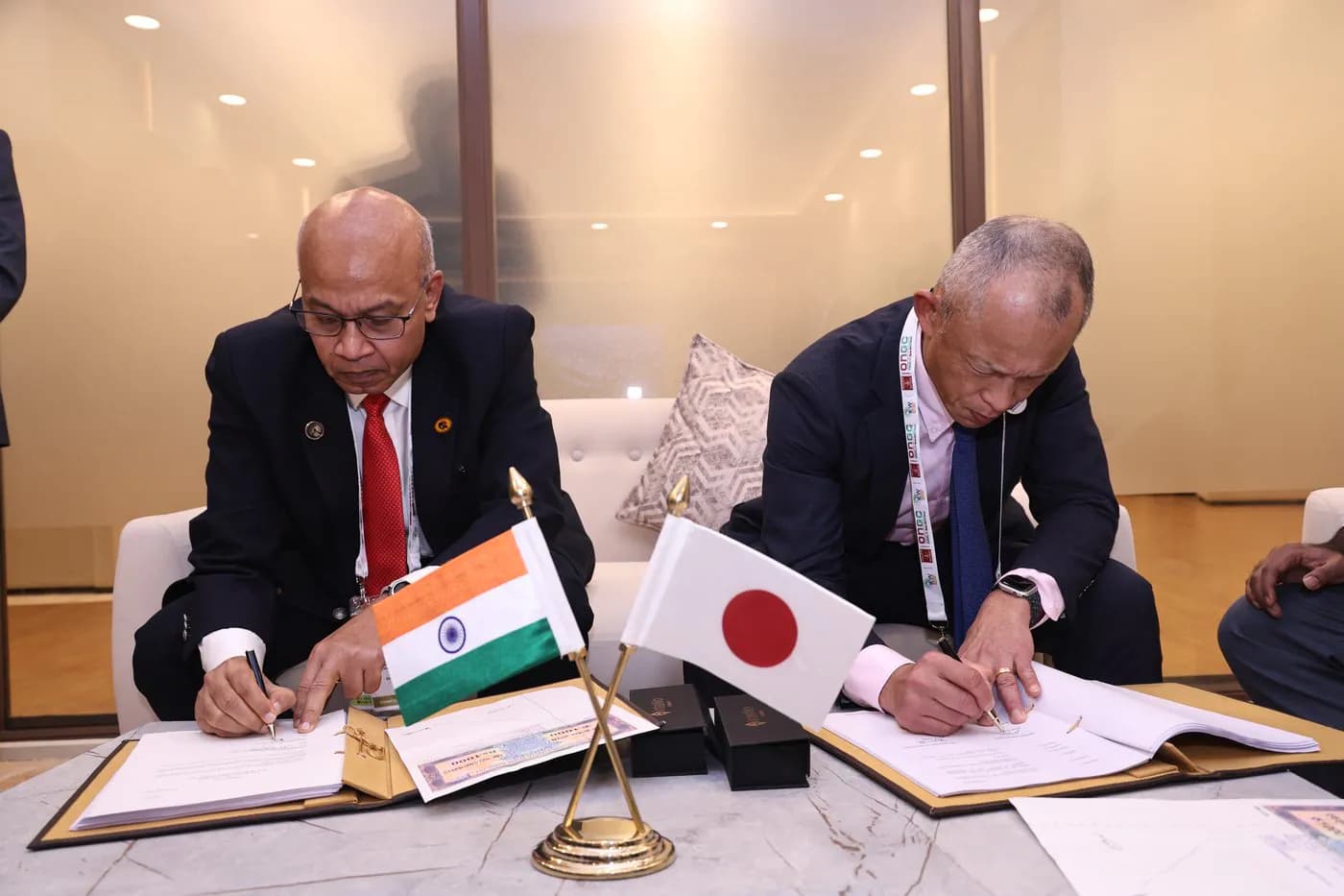 Delegates connecting at India Energy Club